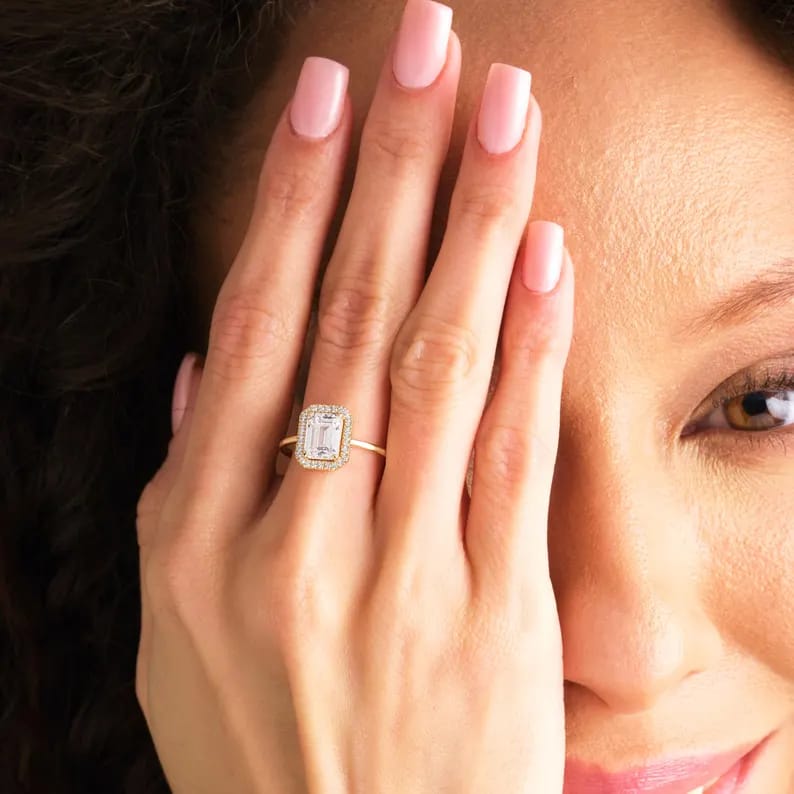 emerald cut ring